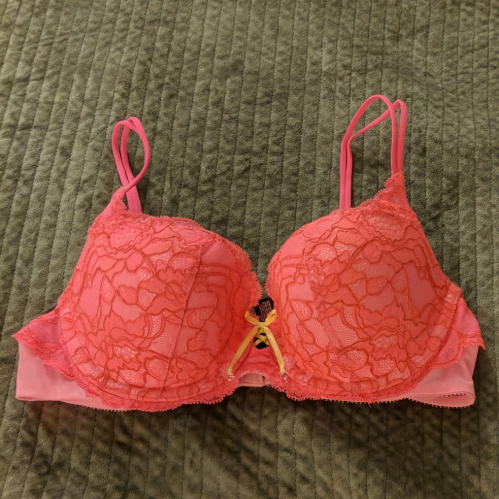 Victoria's Secret Balconet Pink Lace Citron bow36B